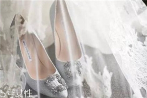 manolo blahnik是什么档次,manolo blahnik是什么牌子中文名 manolo blahnik是什么档次,manolo blahnik是什么牌子中文名