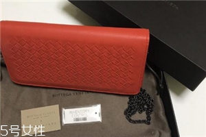 葆蝶家包包怎么样,葆蝶家钱包