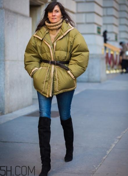 面包服显瘦吗,面包服怎样搭配才好看