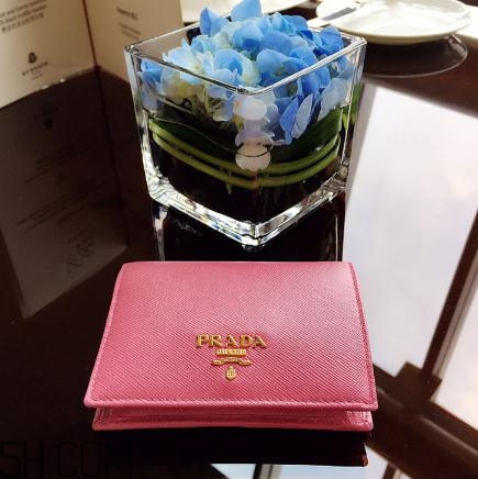 prada钱包怎么样,prada 钱包