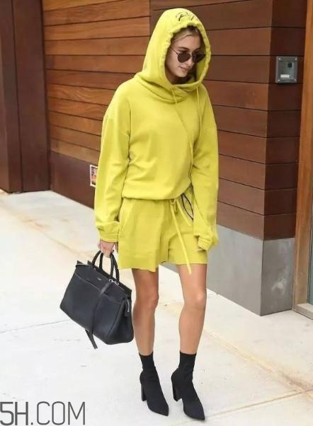 袜靴显腿粗吗,袜靴适合腿粗的人吗