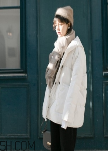 长款羽绒服搭配什么裤子好看,长款羽绒服搭配什么鞋子好看