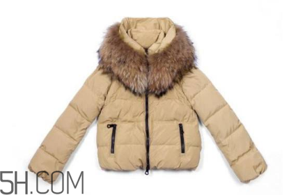 羽绒服出毛是什么原因,羽绒服总是出毛是怎么回事?