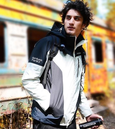 冲锋衣内胆哪种好,冲锋衣有内胆好还是没内胆好