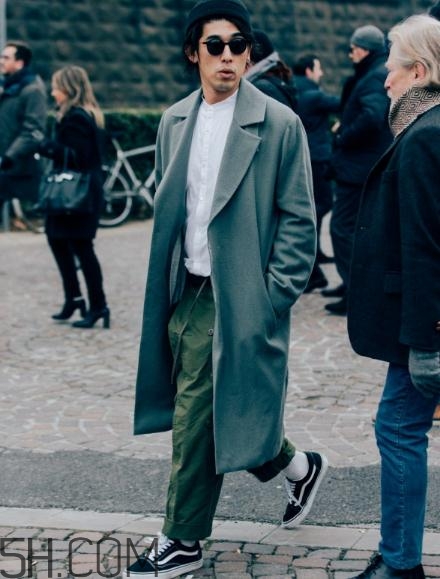 男士九分裤配什么袜子好看,男生九分裤配什么袜子