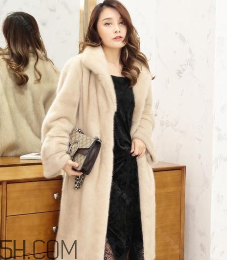 水貂毛大衣掉毛怎么处理,水貂毛衣服掉毛咋办