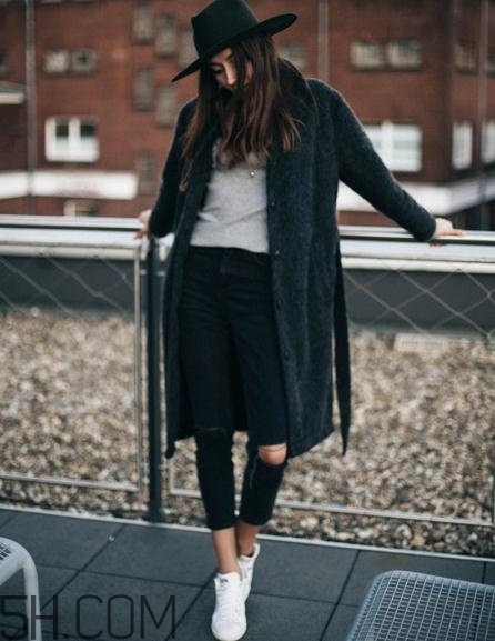 长款羊绒大衣搭配什么鞋子好看,羊绒大衣搭配什么裤子好看
