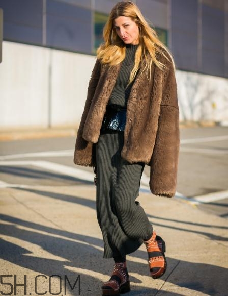 冬天穿裙子起静电怎么办?,冬天裙子上有静电怎么办