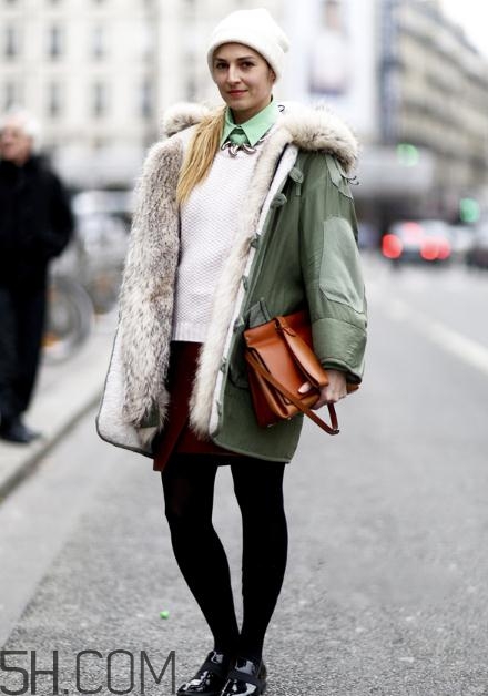 派克大衣什么色最好看?,派克服大衣搭配什么最好看