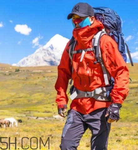 始祖鸟冲锋衣价格一般是多少,始祖鸟冲锋衣怎么样?如何辨别真假?