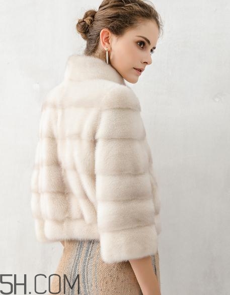 裘皮大衣怎样清洗?,裘皮衣服怎么洗最好