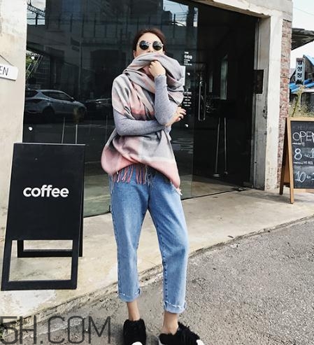 牛仔裤沾到口香糖怎么去掉,口香糖粘在牛仔裤上有什么方法可以把它弄掉