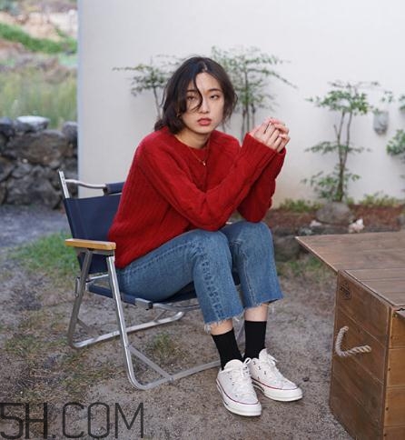 牛仔裤要买小一码吗,牛仔裤需要买大一码吗