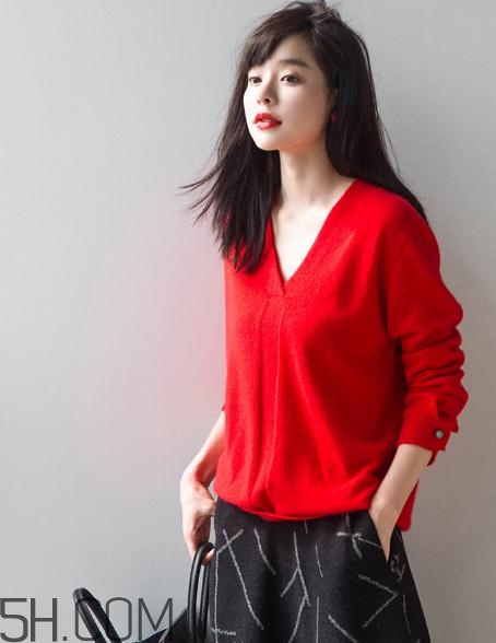 羊毛衫扎脖子怎么处理,羊绒衫扎脖子怎么办