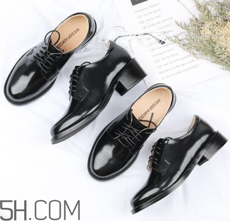 牛皮皮鞋沾了油怎么办,牛皮鞋子弄上油怎么办