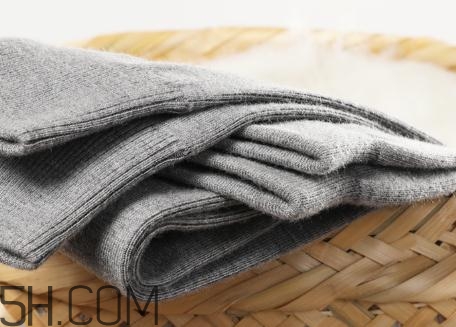 羊毛裤子会起球吗,纯羊毛裤子会起球吗 羊毛裤子会起球吗,纯羊毛裤子会起球吗