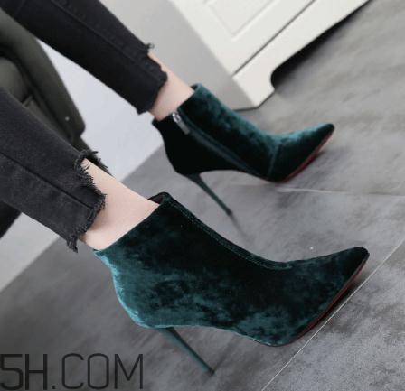 丝绒鞋子怎么清洗,丝绒鞋子怎么清洗视频