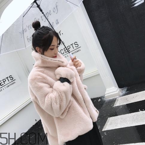 怎样清洗兔毛皮草衣服,水貂皮草清洗