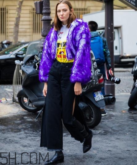 短款皮草下身搭配什么好看,短款皮草下身搭配什么图片