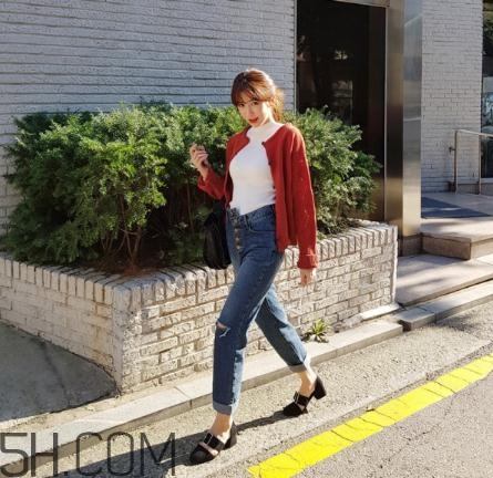 中长款毛衣搭什么外套,白色毛衣配什么外套男