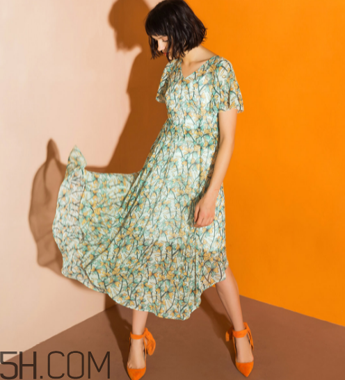 歌莉娅衣服贵吗,歌莉娅的衣服怎么这么贵