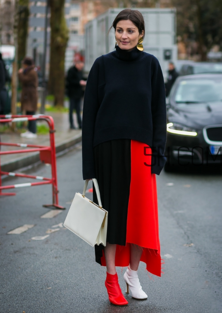 白色包包配什么衣服好看,白色包包配什么衣服 白色包包配什么衣服好看,白色包包配什么衣服