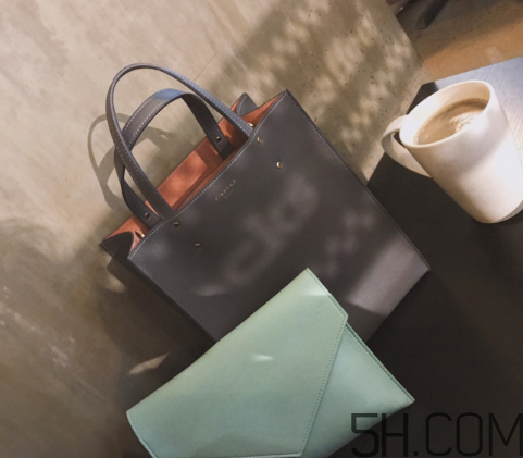 fibreno官网购买,fion包包一般多少钱