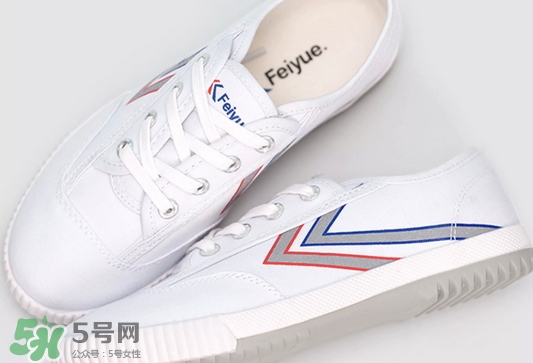 秋天应该穿什么鞋子男,秋天应该穿什么鞋子初中生