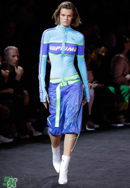 蕾哈娜冠单,蕾哈娜造型