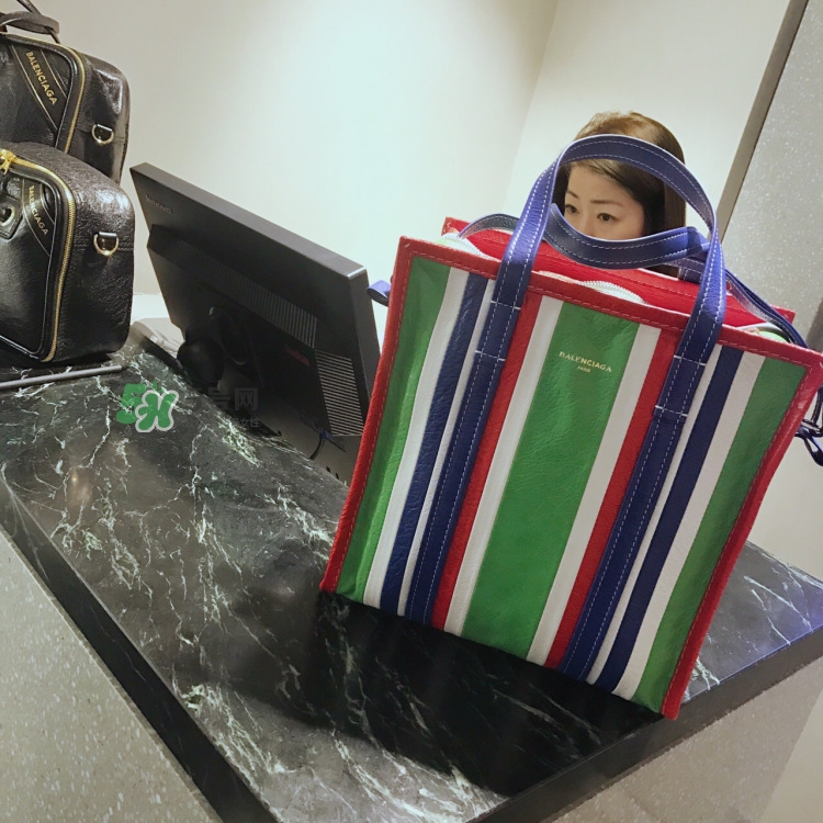 巴黎世家包装袋真假,巴黎世家针织衫外套真假鉴别