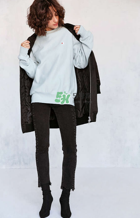 champion一件卫衣多少钱,champion合作款卫衣