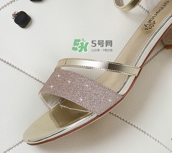 9月份穿什么鞋子,9月份穿什么鞋子合适