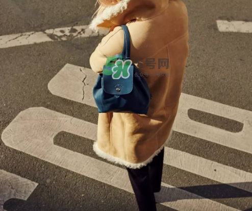 longchamp 双肩包,longchamp羊皮包耐用吗