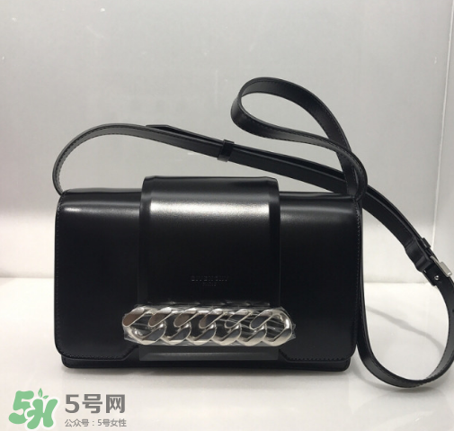 givenchy项链价格,纪梵希化妆包的价钱