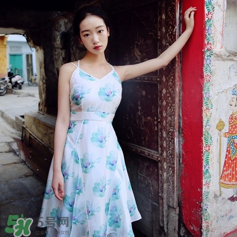 三亚8月份天气,三亚8月份天气温度一般多少度 三亚8月份天气,三亚8月份天气温度一般多少度