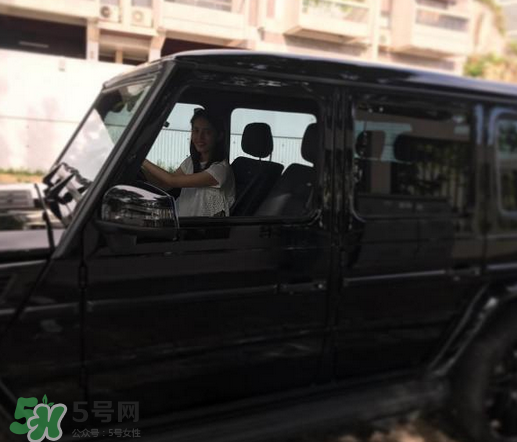 余文乐的女朋友是谁?,余文乐跟老婆照片