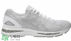 亚瑟士跑步鞋系列要怎么选择,亚瑟士哪款鞋跑步最好百度知道 亚瑟士跑步鞋系列要怎么选择,亚瑟士哪款鞋跑步最好百度知道