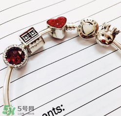 潘多拉手链越戴越松怎么办,潘多拉手链会不会越戴越大