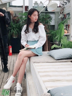 露肩衣服怎么搭配,什么人不适合穿露肩衣服 露肩衣服怎么搭配,什么人不适合穿露肩衣服