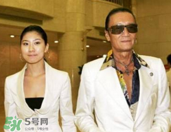 谢贤和现女友,谢贤的前女友