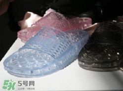 今年最新款的鞋子是什么,今年最潮流的鞋子