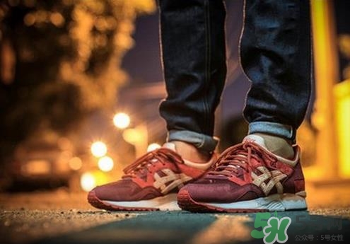 耐克跑鞋和亚瑟士跑鞋哪个更好,nike和亚瑟士跑鞋谁好