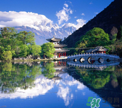 2月份去丽江穿啥衣服,这个季节去丽江穿什么衣服