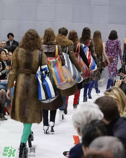 巴黎世家编织袋包售价,巴黎世家购物袋包