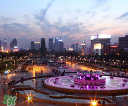 济南三四月份穿什么,三月份的济南穿什么