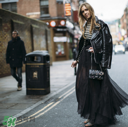 纱裙上面搭配什么衣服,穿纱裙配什么上衣