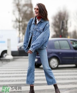 喇叭裤适合大腿粗的人穿吗,腿粗适合穿喇叭裤还是直筒裤