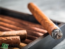 衣服上面有烟味怎么去除,衣服有烟味怎么处理