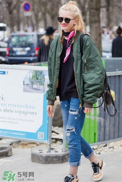 飞行员夹克 搭配,飞行员夹克外套怎么搭配好看 飞行员夹克 搭配,飞行员夹克外套怎么搭配好看