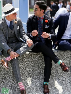 条纹西装外套怎么搭配,条纹西装内搭怎么选择